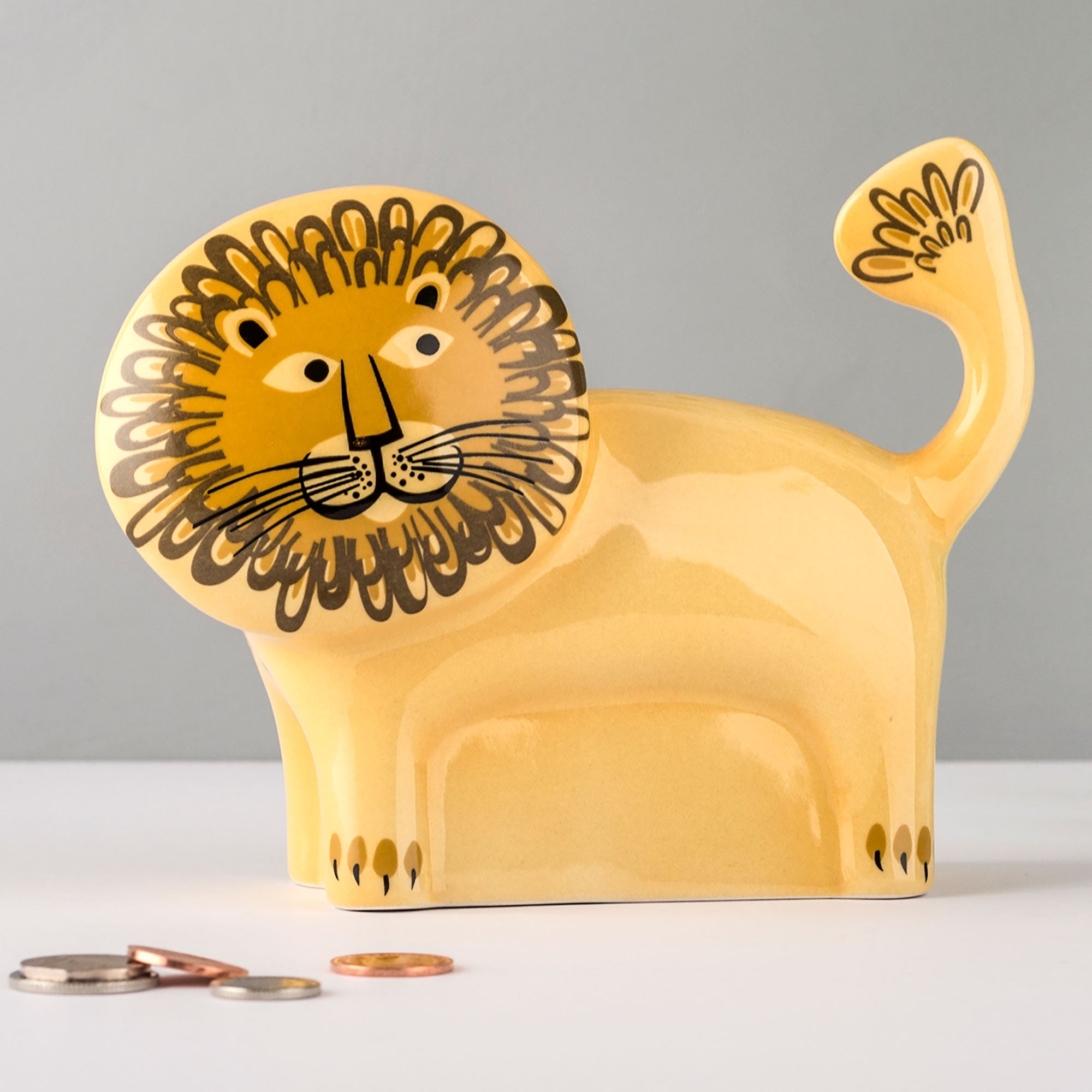 Tirelire lion en céramique faite à la main