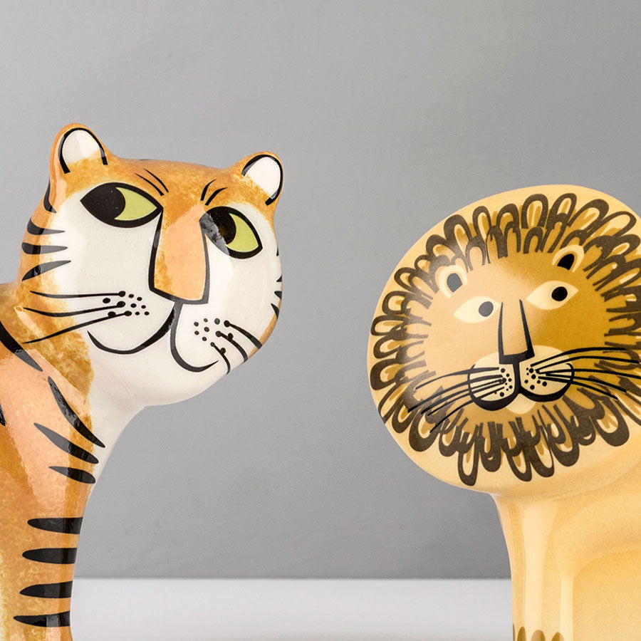 Tirelire lion en céramique faite à la main